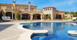 Luxury Market defies Global Trends Luxury Market defies Global Trends
