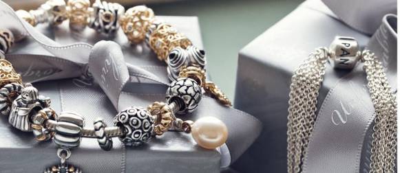 Beautiful Gift ideas from Born 22