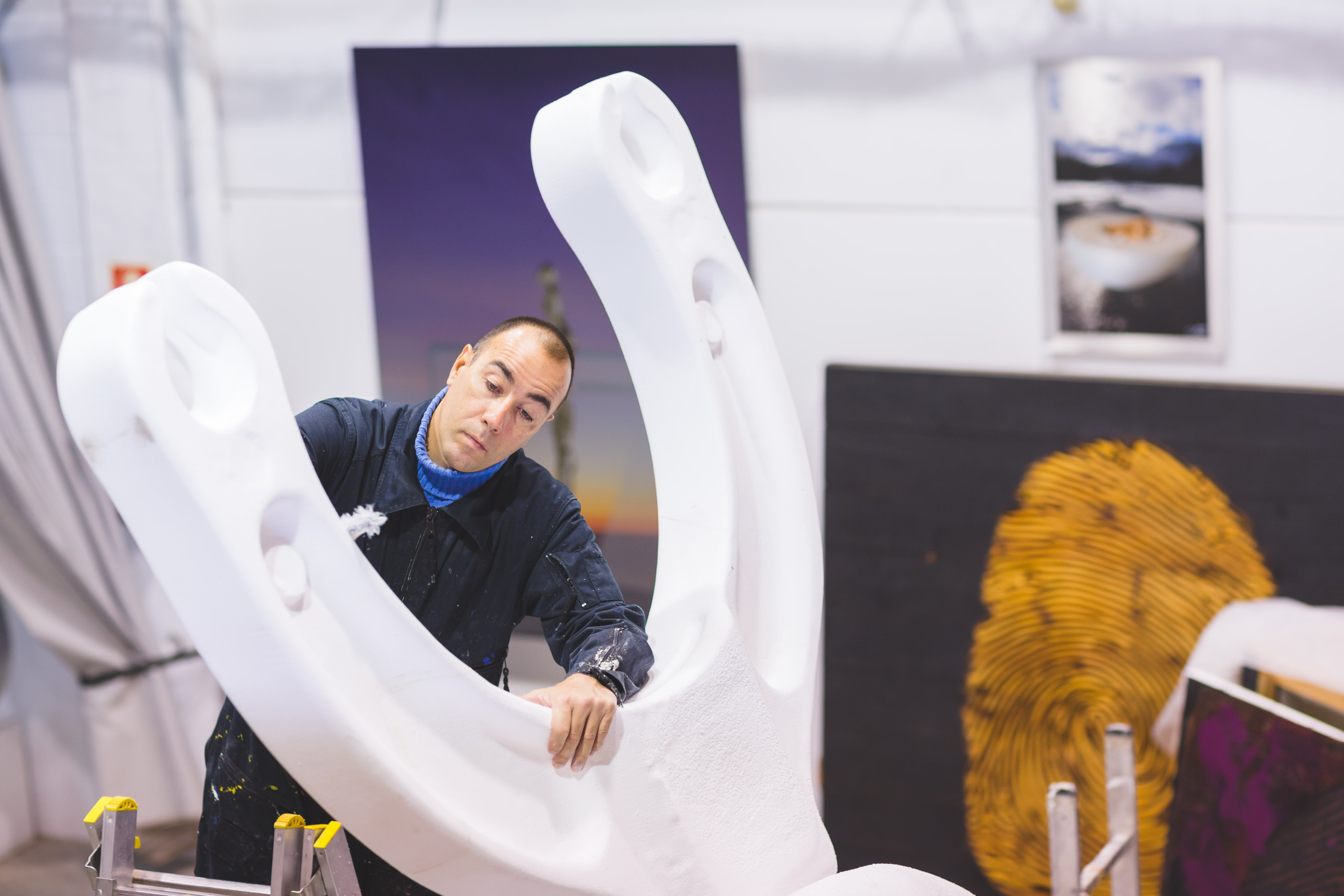 A contemporary artist with a conscience - Living in Mallorca