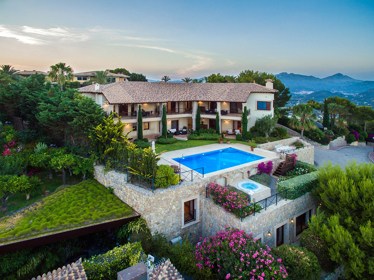 Mediterranean seaview villa near Port d’Andratx Living in Mallorca