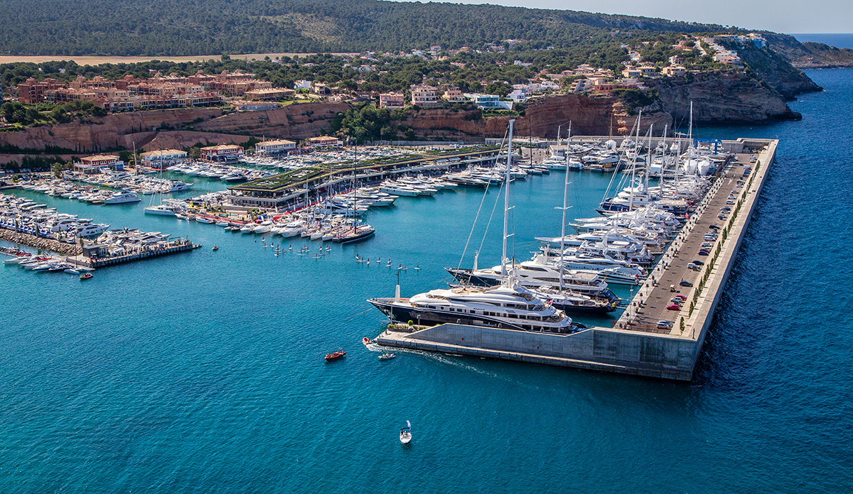 Property for sale in Port Adriano Living in Mallorca