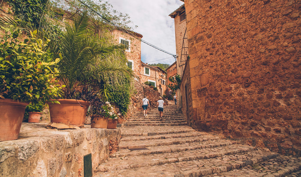 A traditional village house for sale in Fornalutx Living in Mallorca