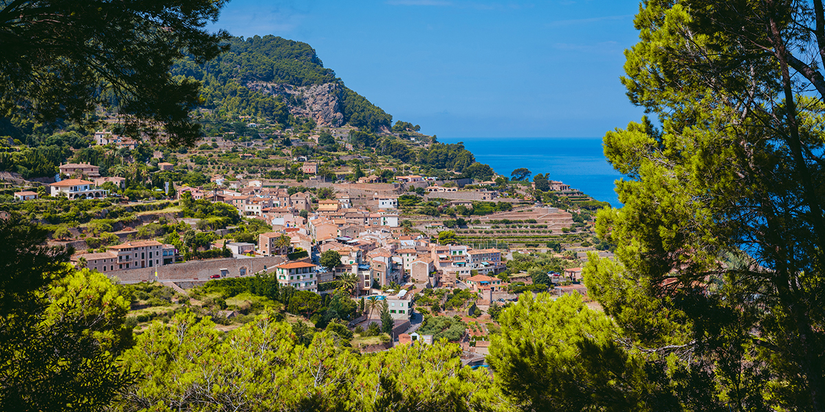 Property for sale in Banyalbufar Living in Mallorca