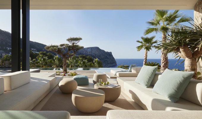 Luxury Villa Cala Llamp Mobles Riera