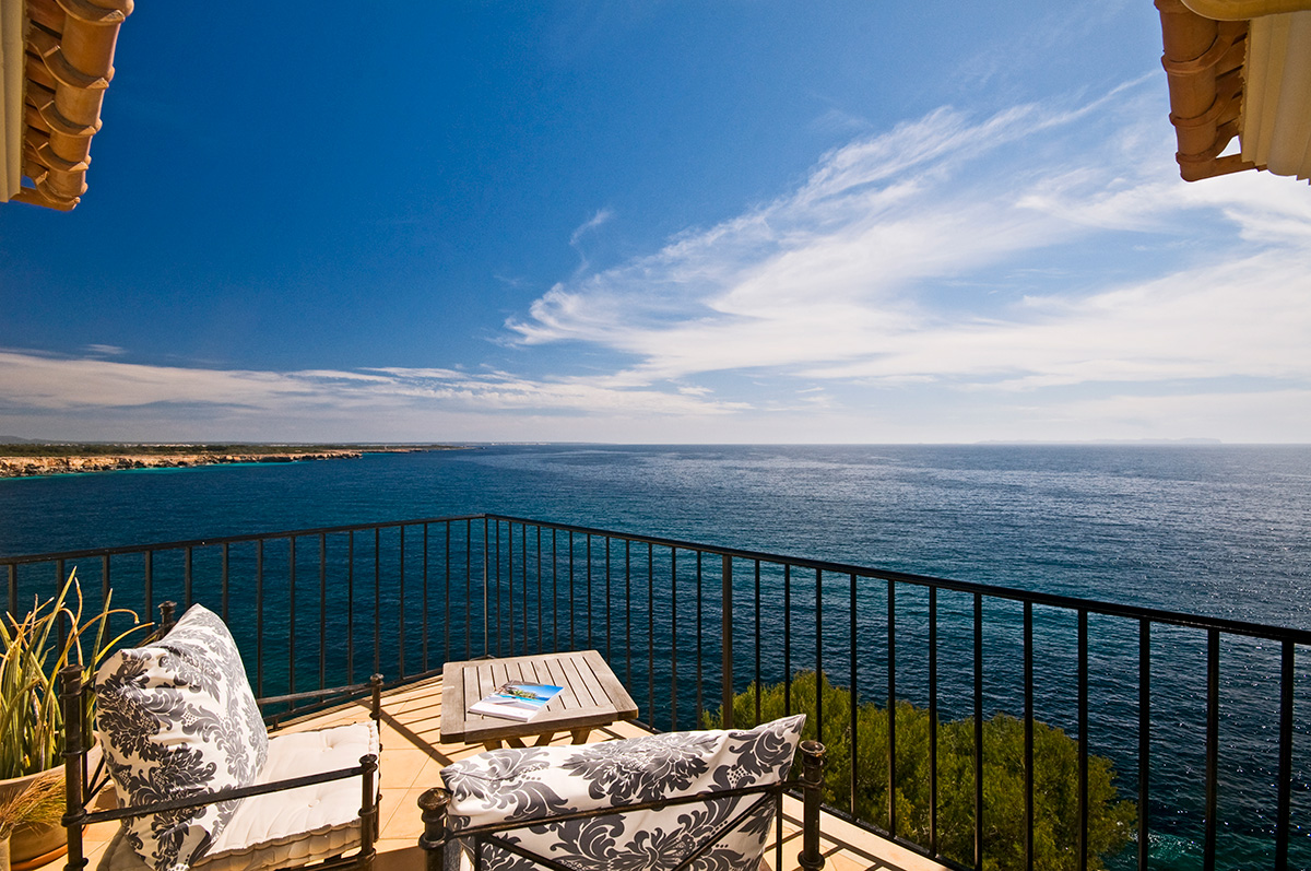 Property for sale in Llucmajor Living in Mallorca