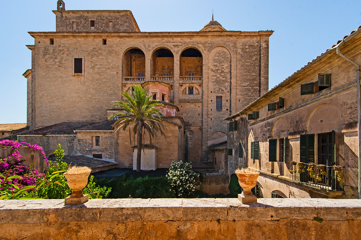 Property for sale in Llucmajor Living in Mallorca