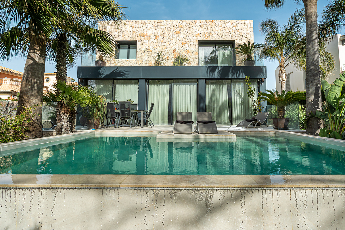 Villas For Sale In Palma