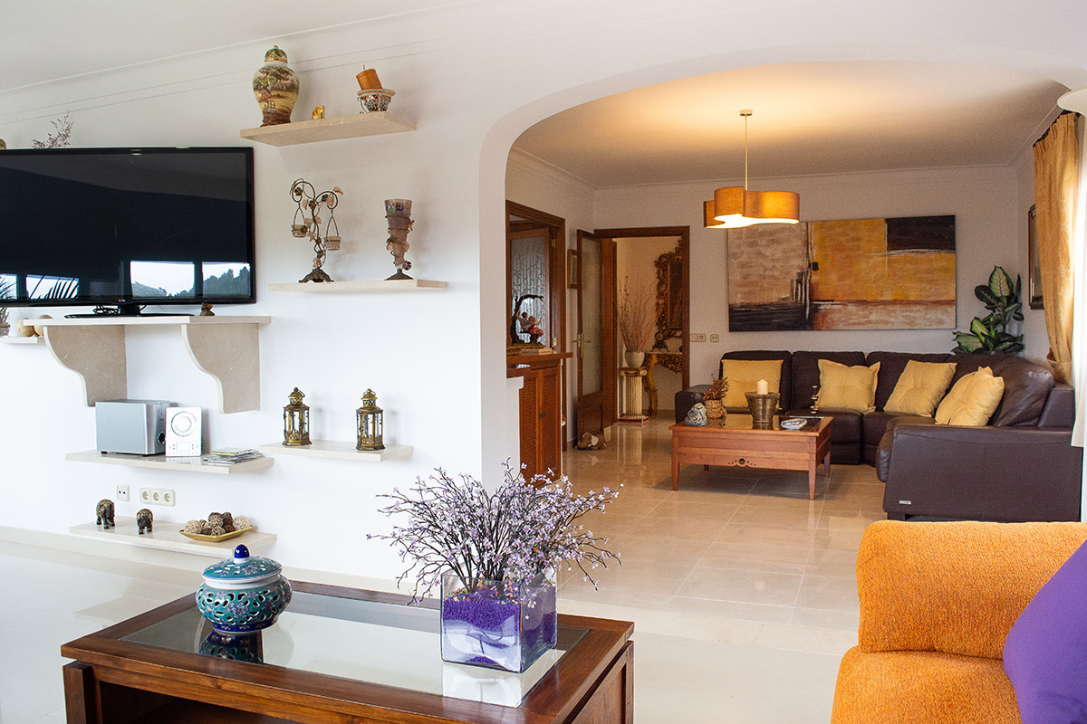 Modern villa for sale in Capdepera with views of the castle Living in