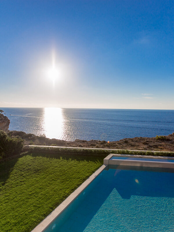 Frontline villa for sale in Port Adriano