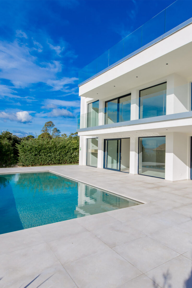 Luxury Second Line Modern Villa for sale in Alcudia