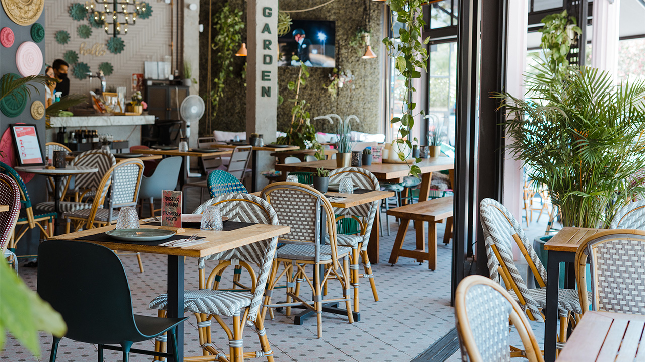 Max Garden Restaurant