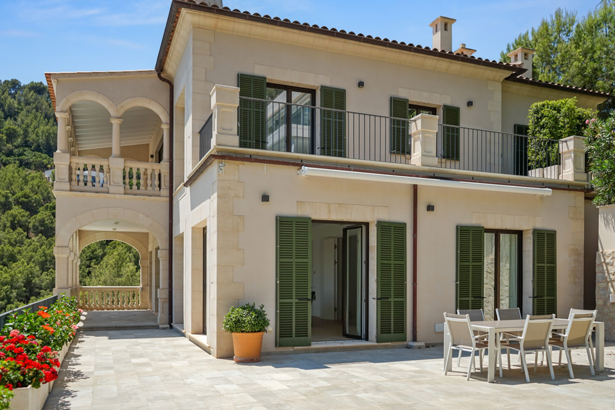 Son Vida villa for sale with fantastic views Living in Mallorca