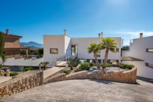 Villa for sale in Puerto Pollensa ABC-100891