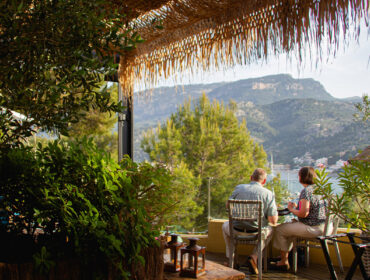 Neni-at-Bikini-Island-Mountain-Hotel