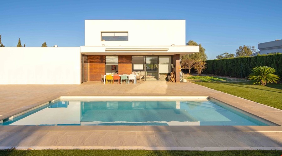 Modern house with large garden in Marratxí Living in Mallorca
