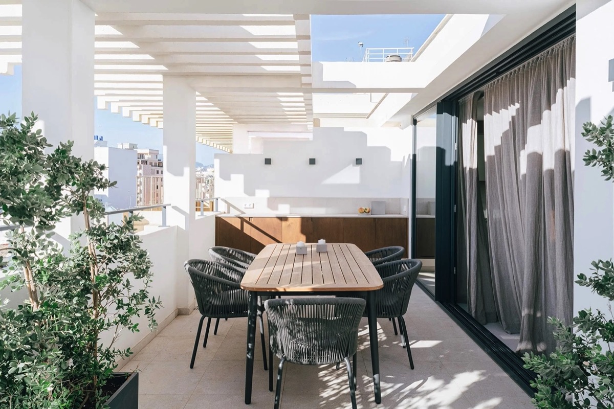 Luxurious Penthouse with contemporary design in Palma Living in Mallorca