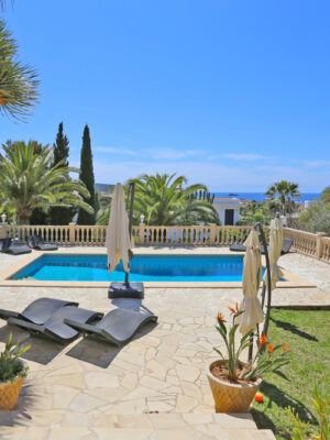 Villa for sale in Santa Ponsa