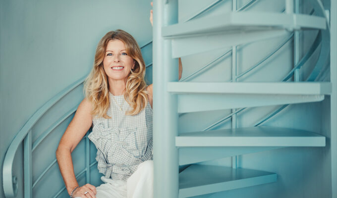 Helen Cummins About Page