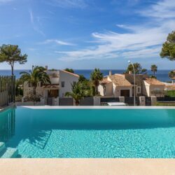Villa for sale in Santa Ponsa