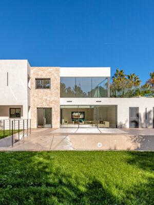 Villa for sale in Santa Ponsa
