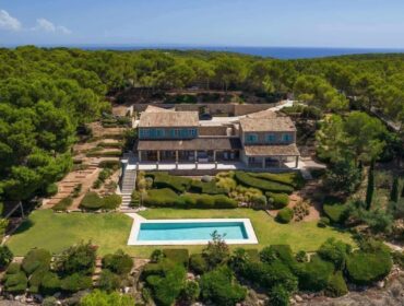 Finca for sale in Sol de Mallorca