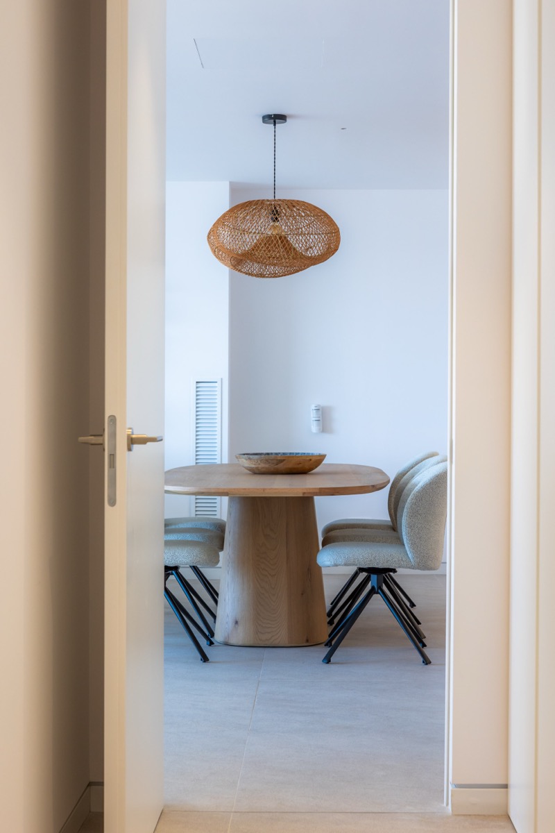 Sleek Marina-Front Apartment with Panoramic Sea Views in Palma - Living ...