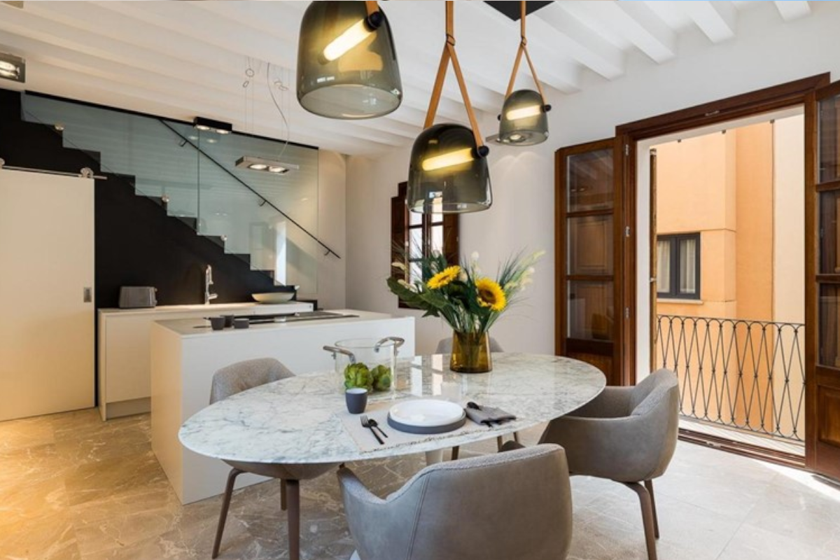Charming Triplex Penthouse with Rooftop Terrace in Palma Old Town ... - Charming Penthouse Apartment Models