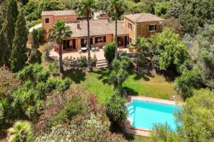 Finca for sale in Arta
