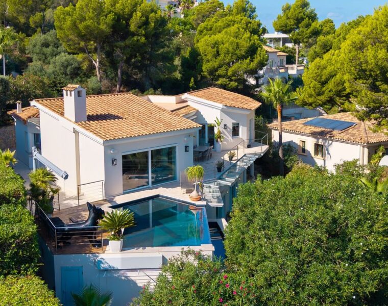 Contemporary Sea-View Villa in Santa Ponsa