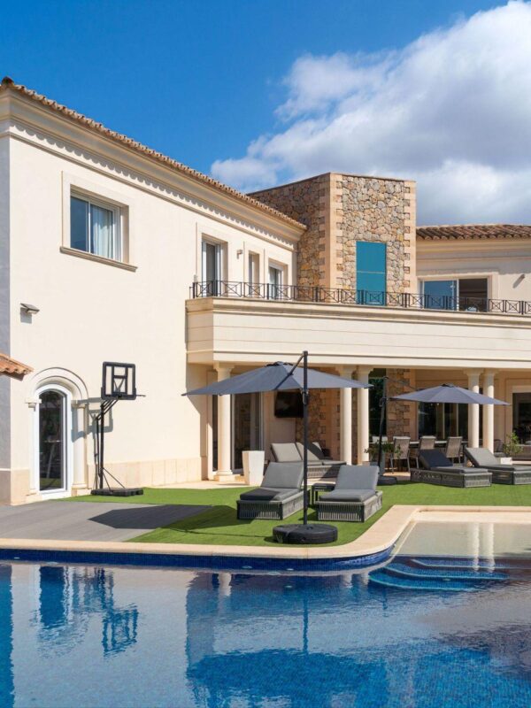 Contemporary Villa in Nova Santa Ponsa