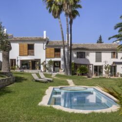 Country Home in Establiments
