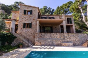 Country house for sale in Deia