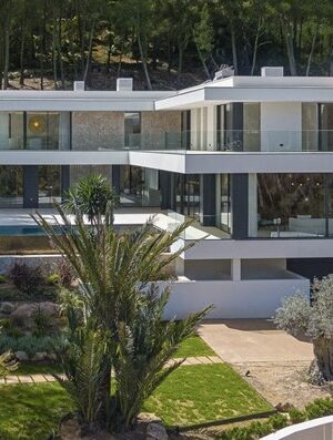 Expansive villa for sale in son vida with panoramic views, pool and spa