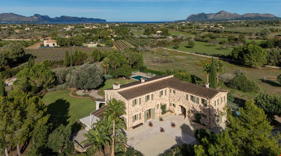 Timeless Countryside Estate with Mountain Views for sale in Pollensa
