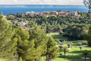Apartment for sale in Bendinat near golf course