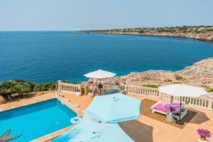 Front-line property for sale in Mallorca