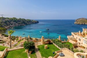 Seafront penthouse for sale in Mallorca ABC-107121