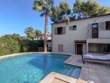 Contemporary sea view villa for sale in santa ponsa