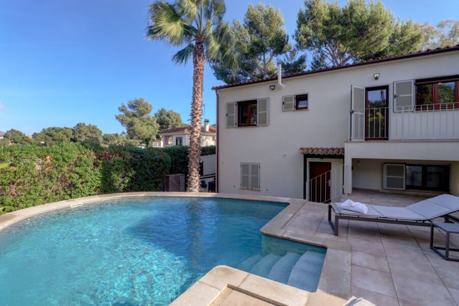 Contemporary sea view villa for sale in santa ponsa