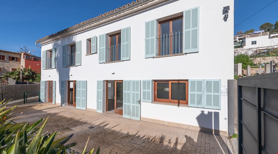 Family Townhouse with Private Garden and Village Setting for Sale in Calvià