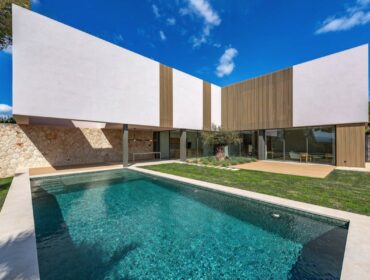 Luxury villas for sale in bendinat, mallorca