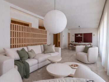 Elegant four-bedroom apartment for sale with terrace near paseo mallorca in palma