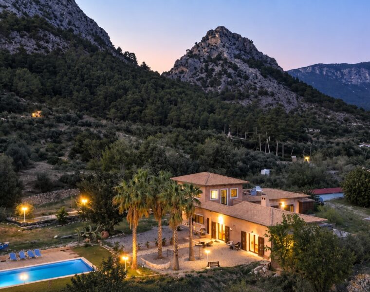 Luxury villas for sale in bunyola