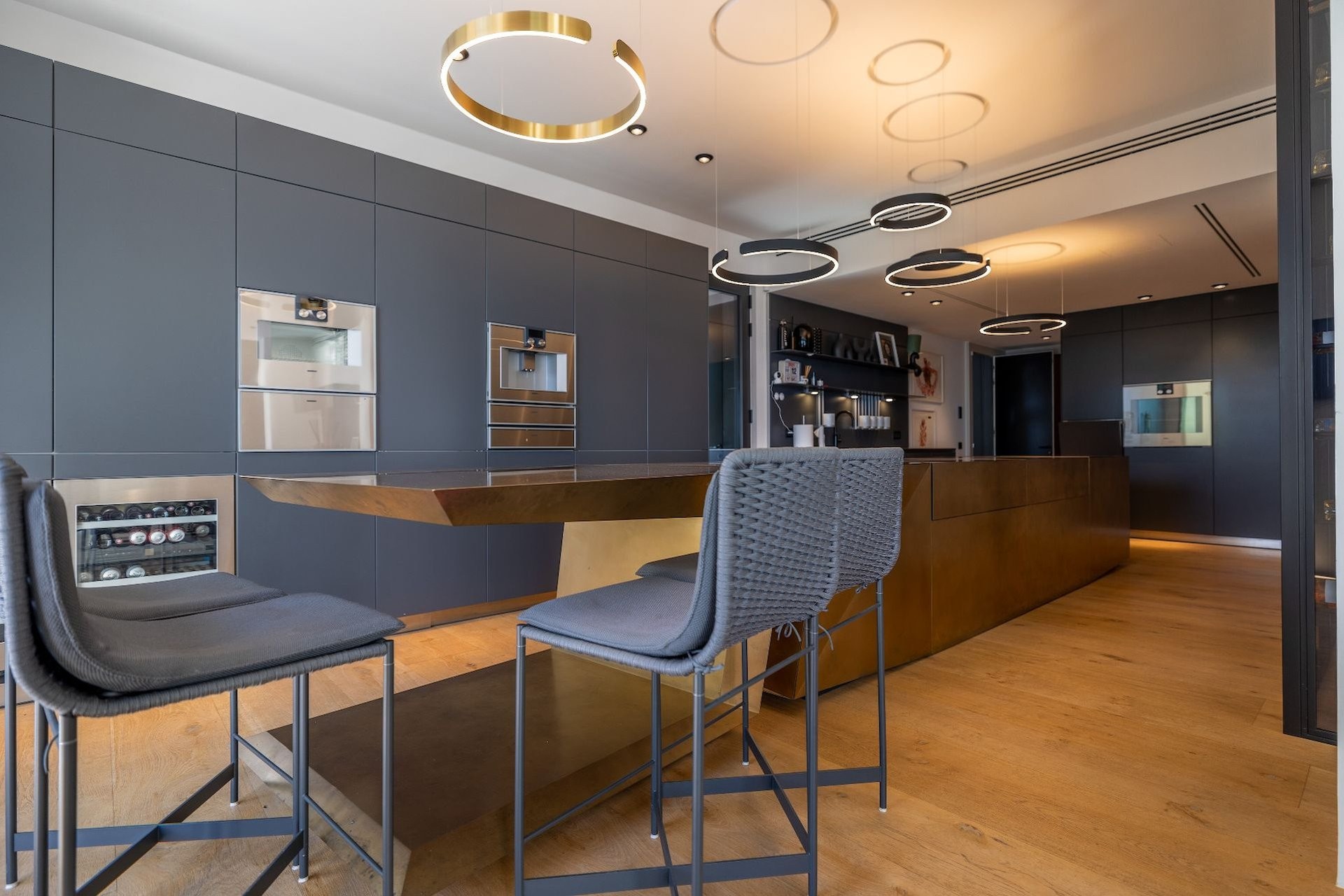 Expansive villa for sale in son vida with panoramic views, pool and spa Son Vida villa for sale