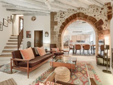 Characterful townhouse for sale with patio and calvario views in pollensa