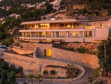 Exceptional contemporary villa with panoramic sea views for sale in port d’andratx