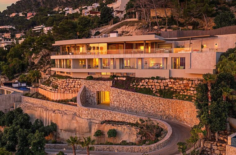 Exceptional contemporary villa with panoramic sea views for sale in port d’andratx
