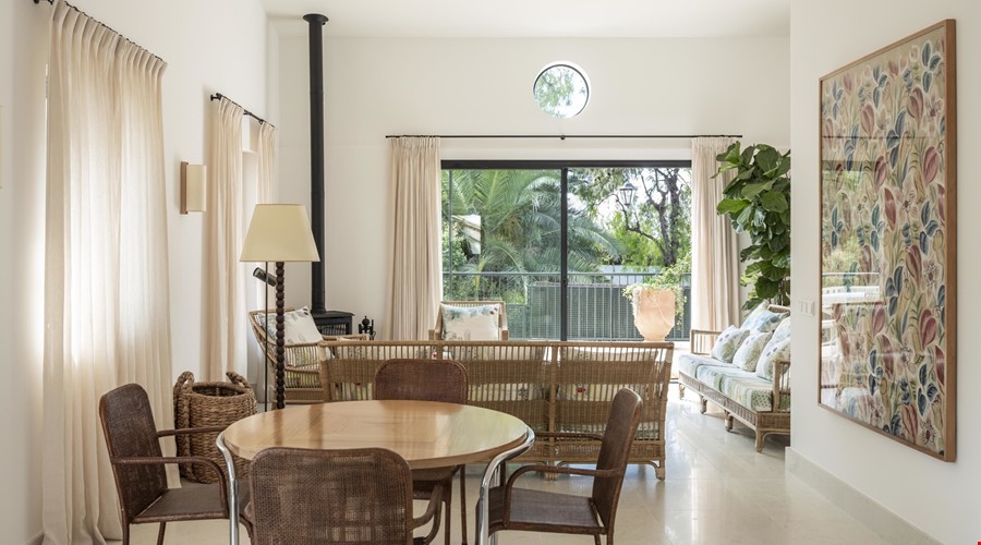 Triplex penthouse with panoramic sea views and rooftop terrace in cas català Refined mediterranean townhouse with pool and spacious garage for sale in cas català