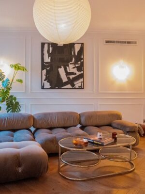 Elegant renovated apartment with refined interiors and spacious layout for sale in palma old town