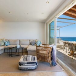 Renovated contemporary apartment with panoramic harbour views in port d'andratx